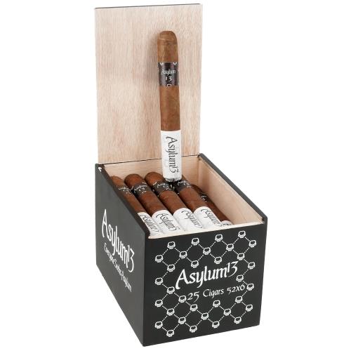 Asylum 13 Maduro Toro 6  * 52