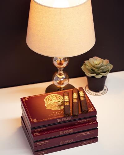 El Pulpo by Artesano del Tobacco Belicoso Grande Box-Pressed 5 3/4 * 58