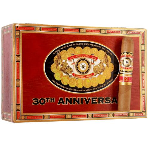 Perdomo 30th Anniversary Connecticut Robusto 5  * 54