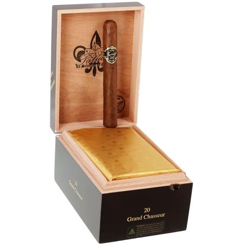 Tatuaje 20th Grand Chasseur 6 3/8 * 54