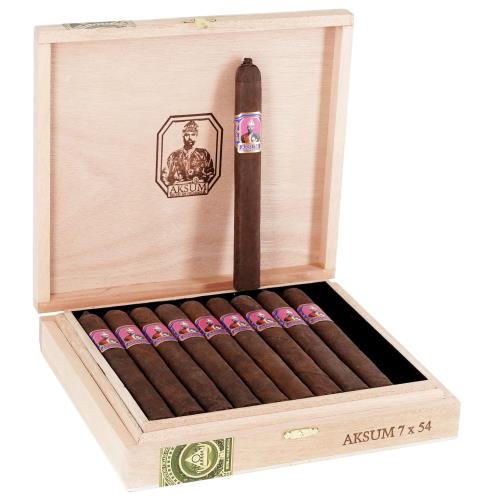 Foundation Aksum Maduro Double Corona 7  * 54, Box of 10