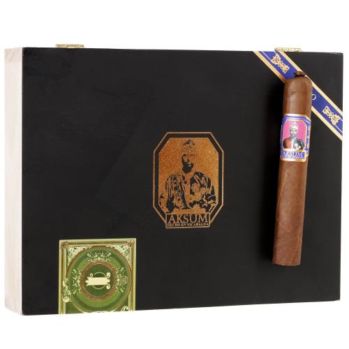 Foundation Aksum Claro Robusto 5  * 50
