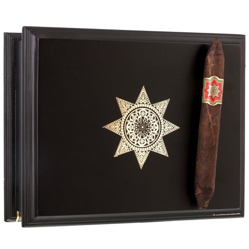 The Tabernacle Knight Commander Perfecto 6 3/4 * 52, Box of 12