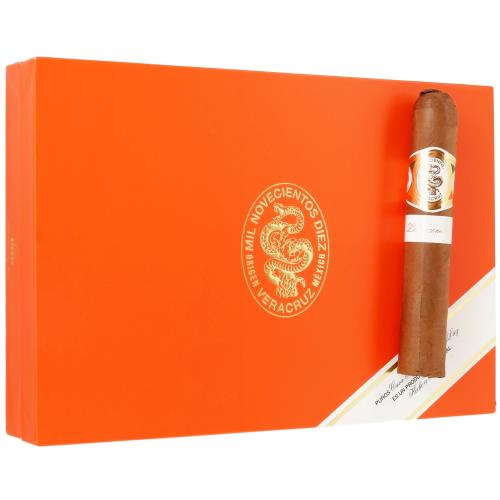 Casa 1910 Soldadera Edition La Coronela Majestuoso 5 1/2 * 58, Box of 10