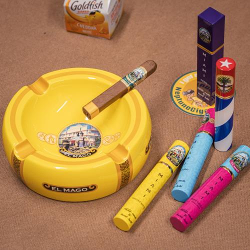 El Mago Limited Edition 4-Cigar Ashtray, Yellow