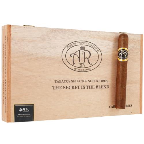 Altezas Reales 1871 Toro 6  * 52, Box of 10