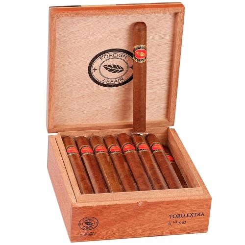 Luciano Foreign Affair Toro Extra 6 1/2 * 52, Box of 24