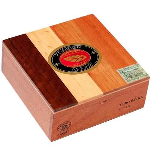 Luciano Foreign Affair Toro Extra 6 1/2 * 52, Box of 24