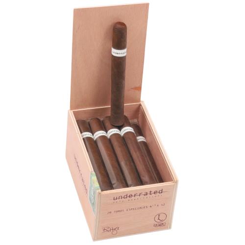Luciano Underrated Toro Especial 6  * 52, Box of 20
