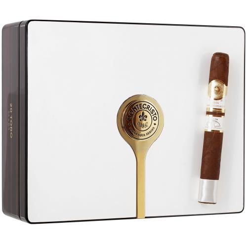 Montecristo 1935 Anniversary Edicion Doble Diamante Toro 6 1/2 * 54