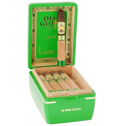 AJ Fernandez Dias de Gloria Brazil Toro 6 1/2 * 54, Box of 20