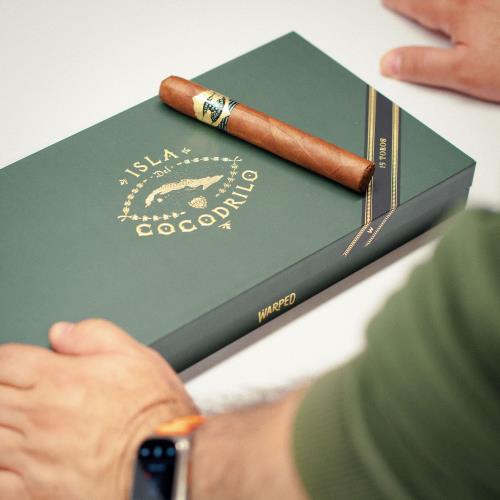 Warped Isla del Cocodrilo Toro 6  * 52