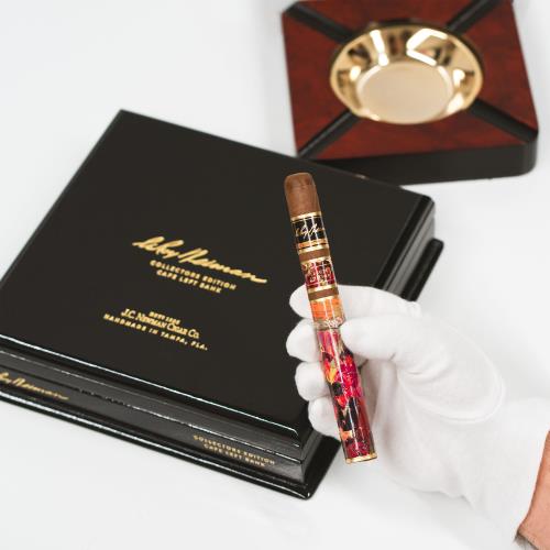 LeRoy Neiman 2024 Collector s Edition Churchill 7  * 50, Box of 20