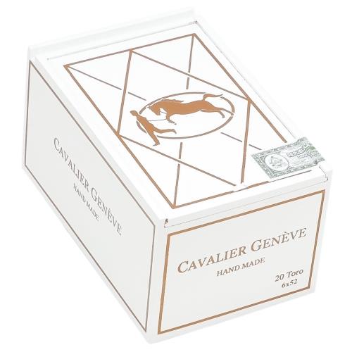 Cavalier Geneve White Series Toro 6  * 52, Box of 20