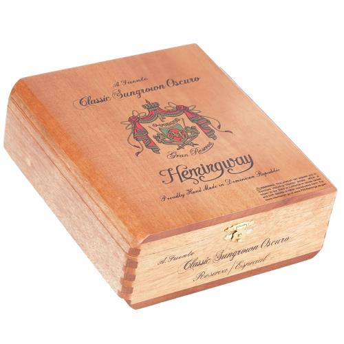 Arturo Fuente Hemingway Classic Sungrown Oscuro 7  * 46, Box of 25