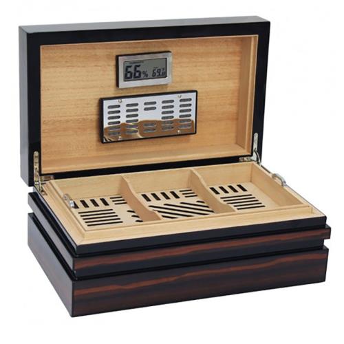 Bastionbloc Ebony Lacquer 120-Cigar Humidor