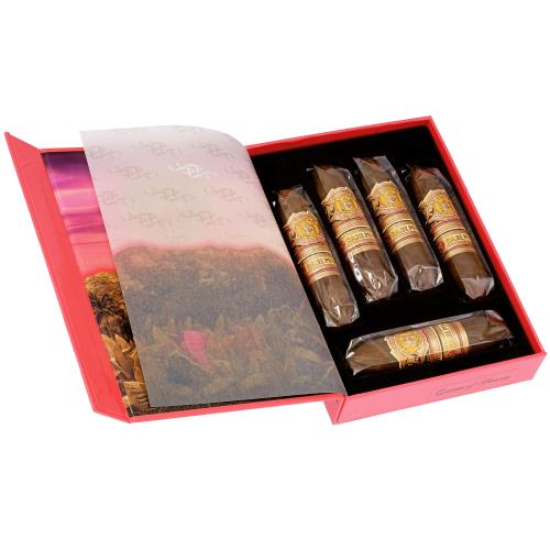 Arturo Fuente Rare Pink VS Queen of Hearts 3 3/4 * 54