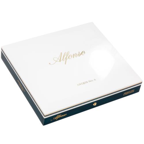 Alfonso Anejo 6 9  * 50