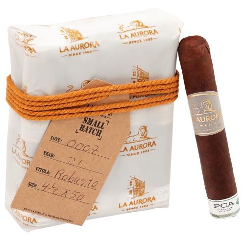 La Aurora Small Batch Lot No. 007 Robusto 4 1/2 * 50, Box of 10