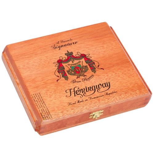 Arturo Fuente Hemingway Signature Natural 6  * 46