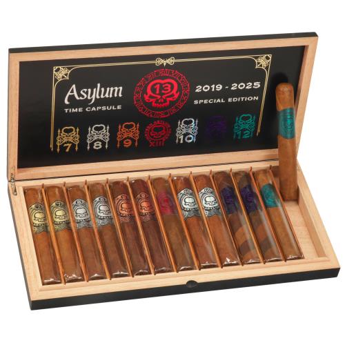 Asylum Time Capsule Limited Edition 770 7  * 70, Box of 13