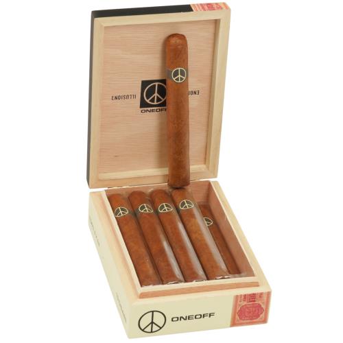 Illusione OneOff Black and Tan Toro 6  * 52, Box of 10