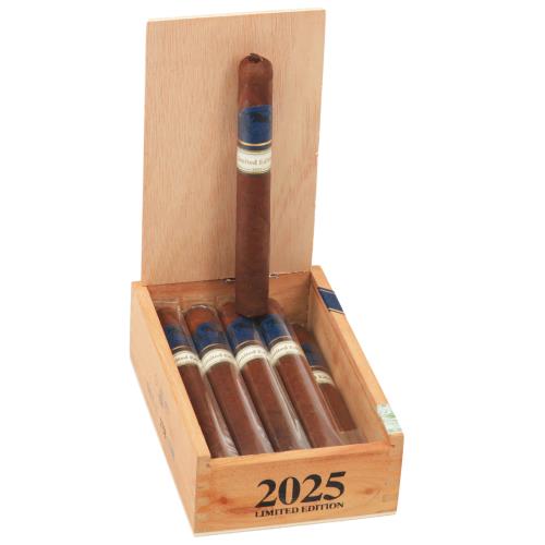 Cavalier Geneve LE 2025 6 1/4 * 50, Box of 10