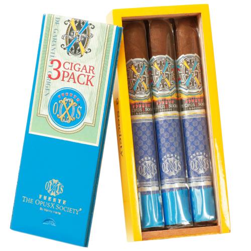 Fuente The Opus X Society by Manny Iriarte 6  1/4 *49