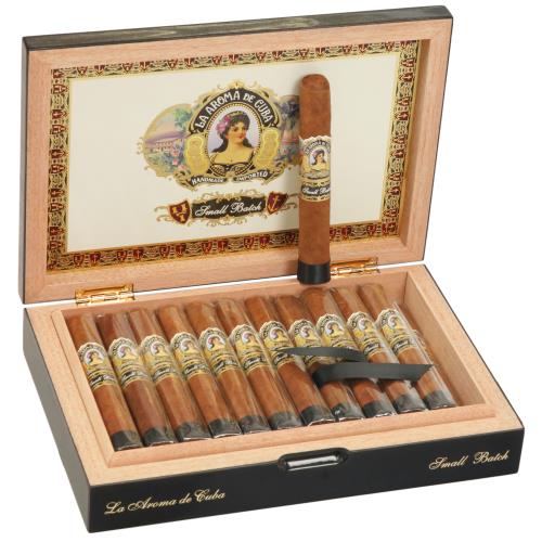 La Aroma de Cuba Small Batch Toro 6  * 52, Box of 24