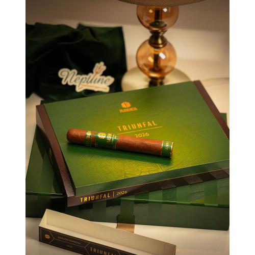Plasencia Triunfal 6 1/4 * 54, Box of 10