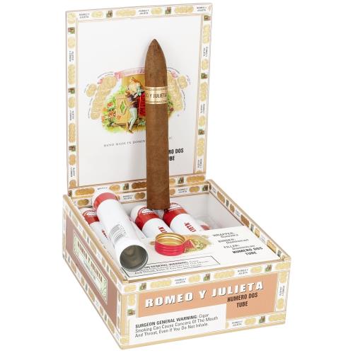 Romeo y Julieta 1875 Numero Dos 6 1/8 * 52