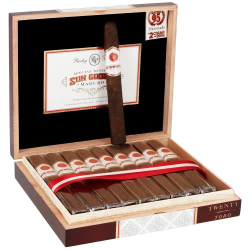 Rocky Patel Sun Grown Maduro Toro 6 1/2 * 52