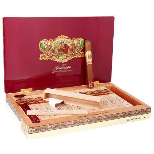 Flor de las Antillas 10th Anniversary LE 2022 Toro 6 1/2 * 52