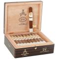Montecristo 1935 Anniversary Edicion Doble Diamante Toro 6 1/2 * 54